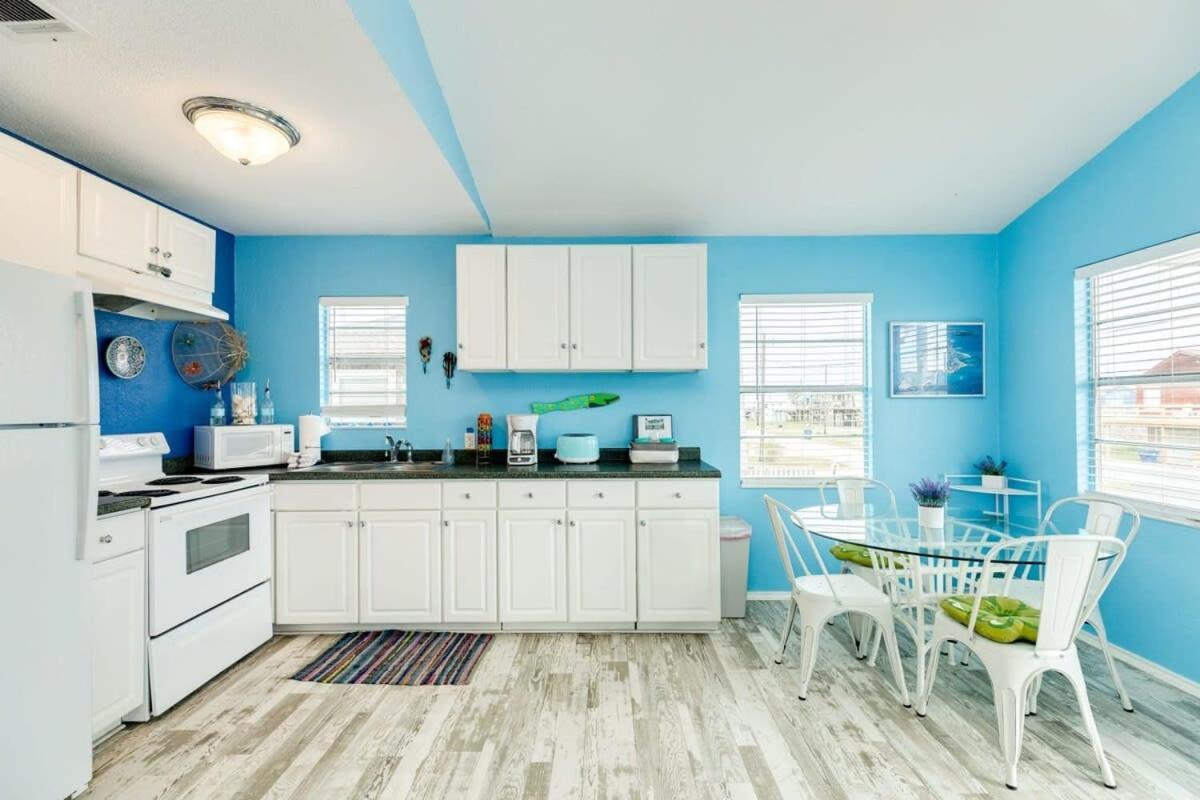 סרפסייד ביץ' Fun In The Sun! Cozy Beach Pad, Gulf Views And Easy Access To The Sand! מראה חיצוני תמונה